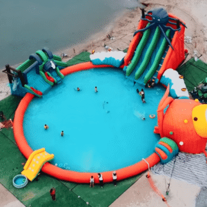 Parc aquatique mobile avec piscine géante de 20 m de diamètre et toboggans gonflables — WP80