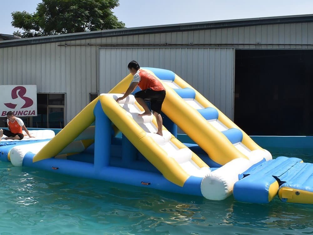 Parcours d’obstacles aquatique sûr et palpitant pour adultes – Double Ladder 01