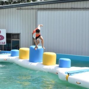 Parcours d’obstacles flottants personnalisés pour eau libre – Fun Pillars 01