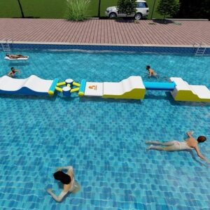 Parcours d’obstacles gonflable pour piscine peu profonde pour s’amuser dans l’eau — Pool Park 12