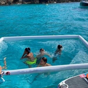 Piscine de mer avec filet – protège des méduses et de la faune marine
