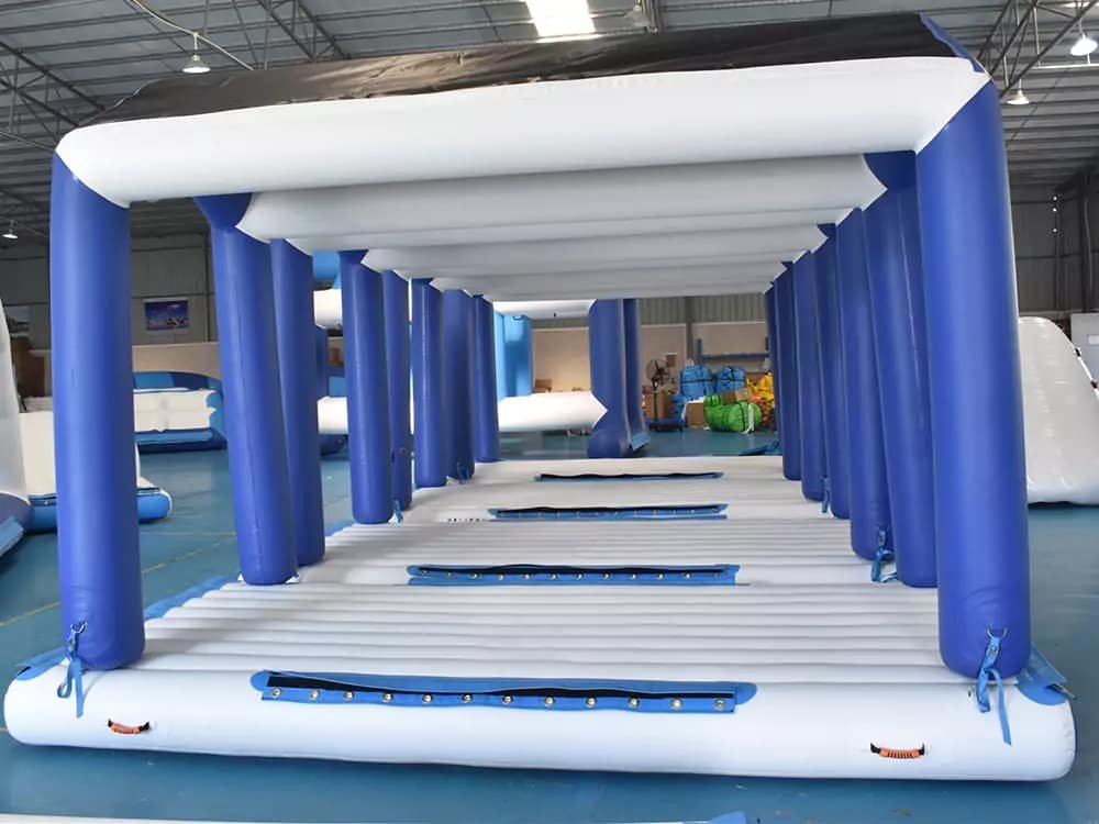 Structures aquatiques gonflables Bouncia pour adultes et enfants – ShadeDeck01