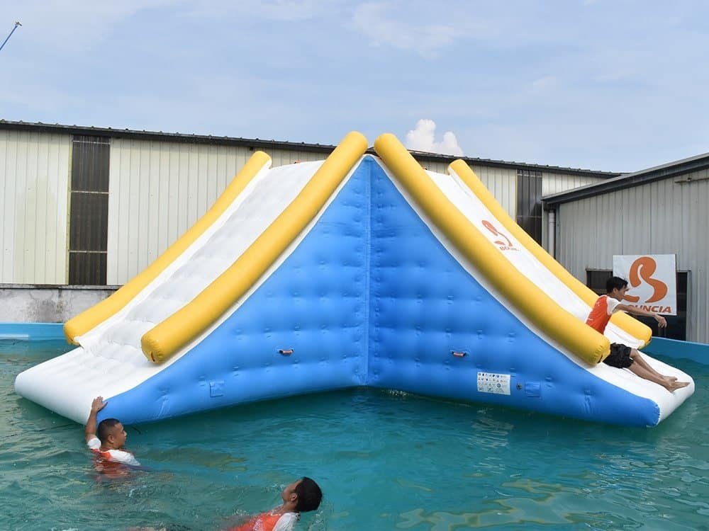 Flotteurs de parc aquatique durables parfaits pour les exploitants de parcs aquatiques – Slide Tower 01
